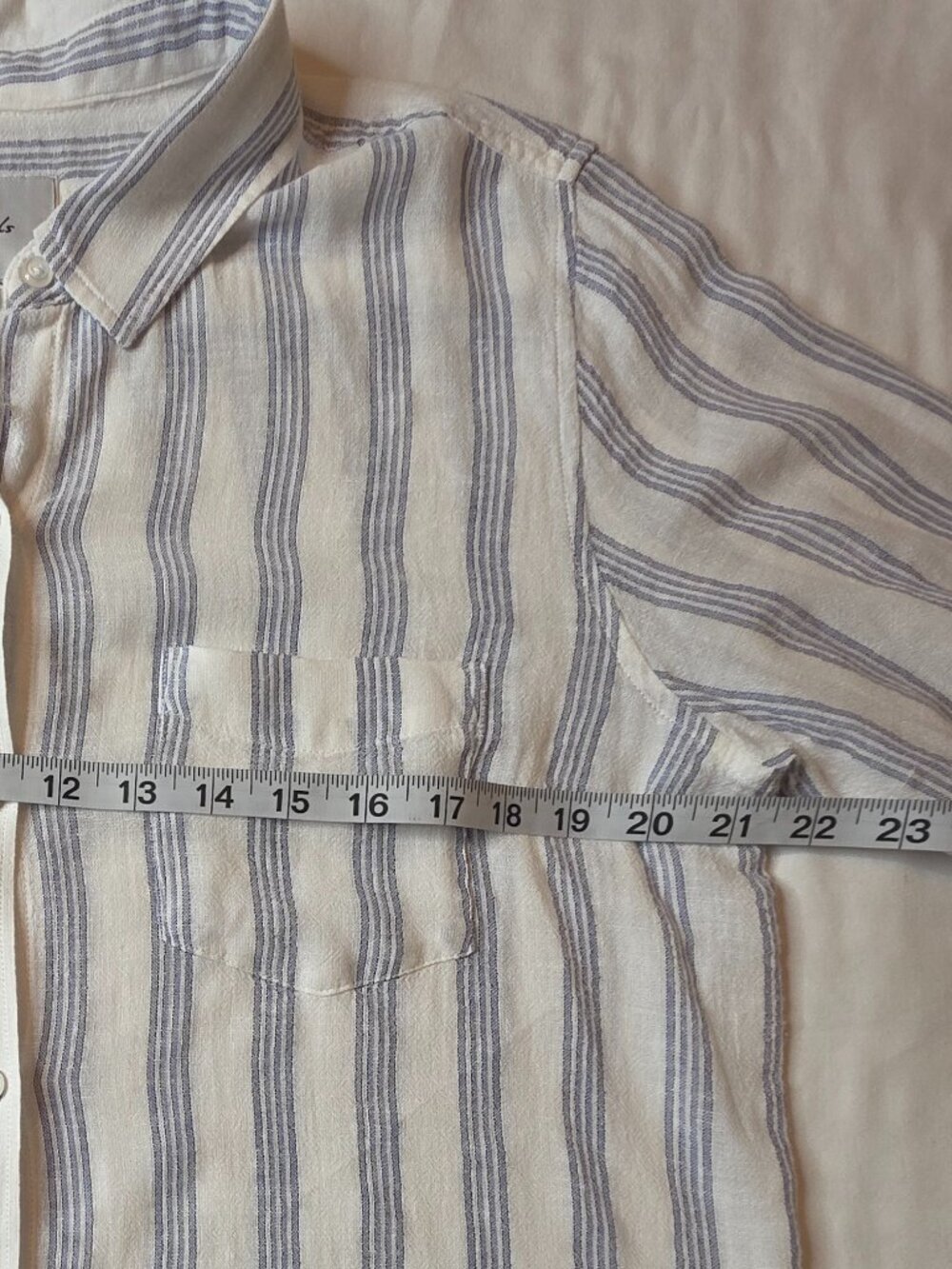 Rails Long Sleeve Women's Shirt, Size Medium - Picture 4 of 8